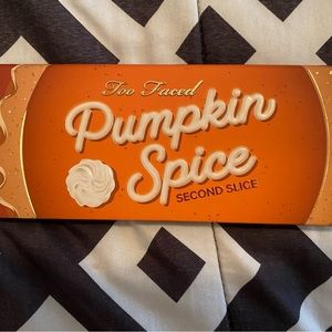 Too Faced pumpkin spice eyeshadow palette